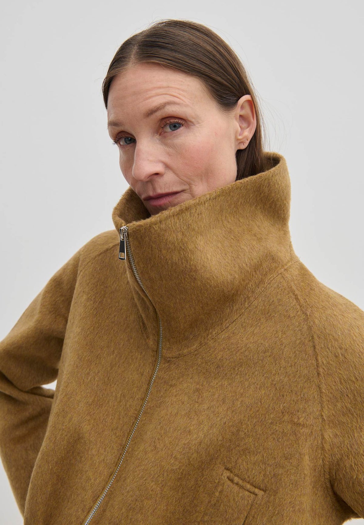 BIRGITTE HERSKIND Veste en laine Oscar camel, détail