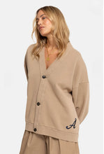 Charger l'image dans la galerie, AME Obligation Cardigan Camel