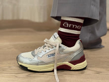 Charger l'image dans la galerie, AUTRY Baskets Hyperway Low Wom Silver/Syra