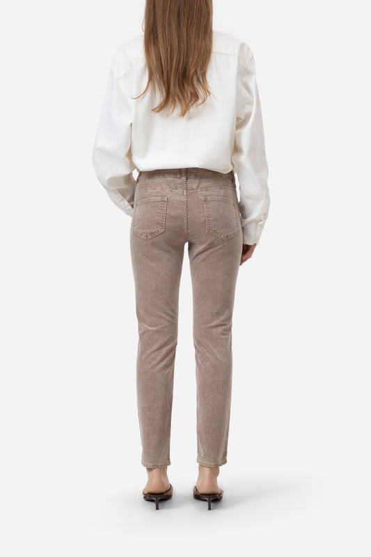 CLOSED Pantalon Baker beige noisette, vue de dos