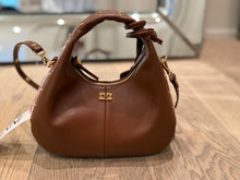 Charger l'image dans la galerie, GANNI Hobo Mini Studs - Sorrel Horse