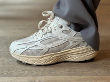 Charger l'image dans la galerie, MERCER Re-Run Max Perforated Off White