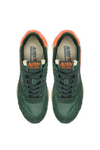 Charger l'image dans la galerie, AUTRY Baskets Reelwind Low en Daim et Nylon Vert et Orange