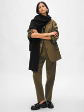 Charger l'image dans la galerie, WHITE+WARREN Echarpe Cachemire Noir