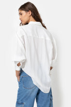 Charger l&#39;image dans la galerie, Daddy Oversized Shirt / White with Transparent Stripes
