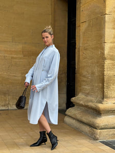 MaxMara Robe Chemise avec Écharpe Ciel