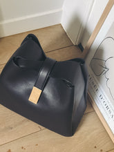 Charger l'image dans la galerie, MOULIEBRE Sac Teresa Large en Cuir Noir
