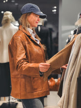 Charger l'image dans la galerie, BIRGITTE HERSKIND Veste en Cuir Marina Cognac Ciré
