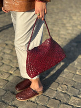 Charger l'image dans la galerie, DRAGON DIFFUSION Sac Santa Maria Cuir Bordeaux
