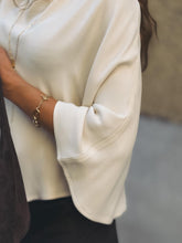 Charger l'image dans la galerie, BIRGITTE HERSKIND Blouse Mia Crème – vue 5
