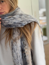 Charger l&#39;image dans la galerie, FORTE_FORTE Echarpe Jacquard en Alpaga
