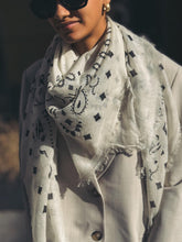 Charger l'image dans la galerie, KUJTEN Foulard Effy Blanc
