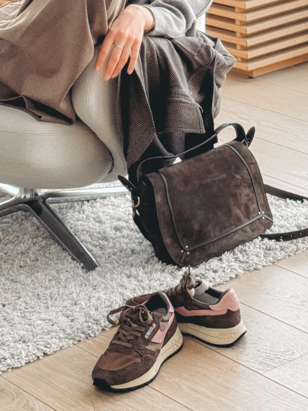 AUTRY Baskets Reelwind Daim Plugh Zéphyr