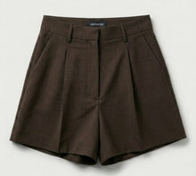 Charger l'image dans la galerie, HERSKIND Short Runi Brown
