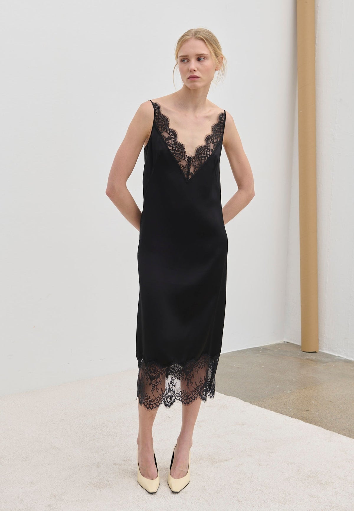 BIRGITTE HERSKIND Robe Florence noire, vue de face