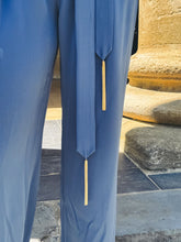 Charger l'image dans la galerie, MaxMara Combinaison Donata Bleu Nuit en Satin Léger(
