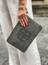 Charger l'image dans la galerie, ANINE BING Pochette Rio Vert Olive
