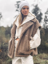 Charger l&#39;image dans la galerie, MaxMara Teddy d&#39;Alpaga Bronze
