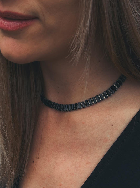FORTE_FORTE Collier Ras de Cou Cristaux Noirs