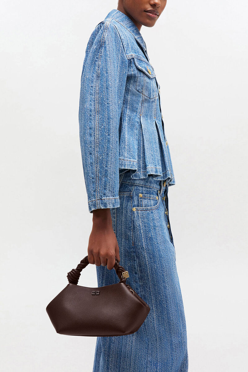 GANNI Bou Bag Small Grained - Chicory Coffee model