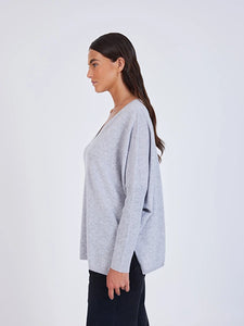 Pull Poncho Cachemire Gris Clair Col V Faustine NOT SHY