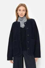 Charger l&#39;image dans la galerie, AME Veste Sans Manche Madison Blue Navy
