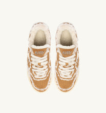 Charger l'image dans la galerie, AUTRY Basket Suede Shearling Cognac
