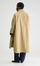 Charger l&#39;image dans la galerie, BELLEROSE Trench Overzize en Toile Coton Camel
