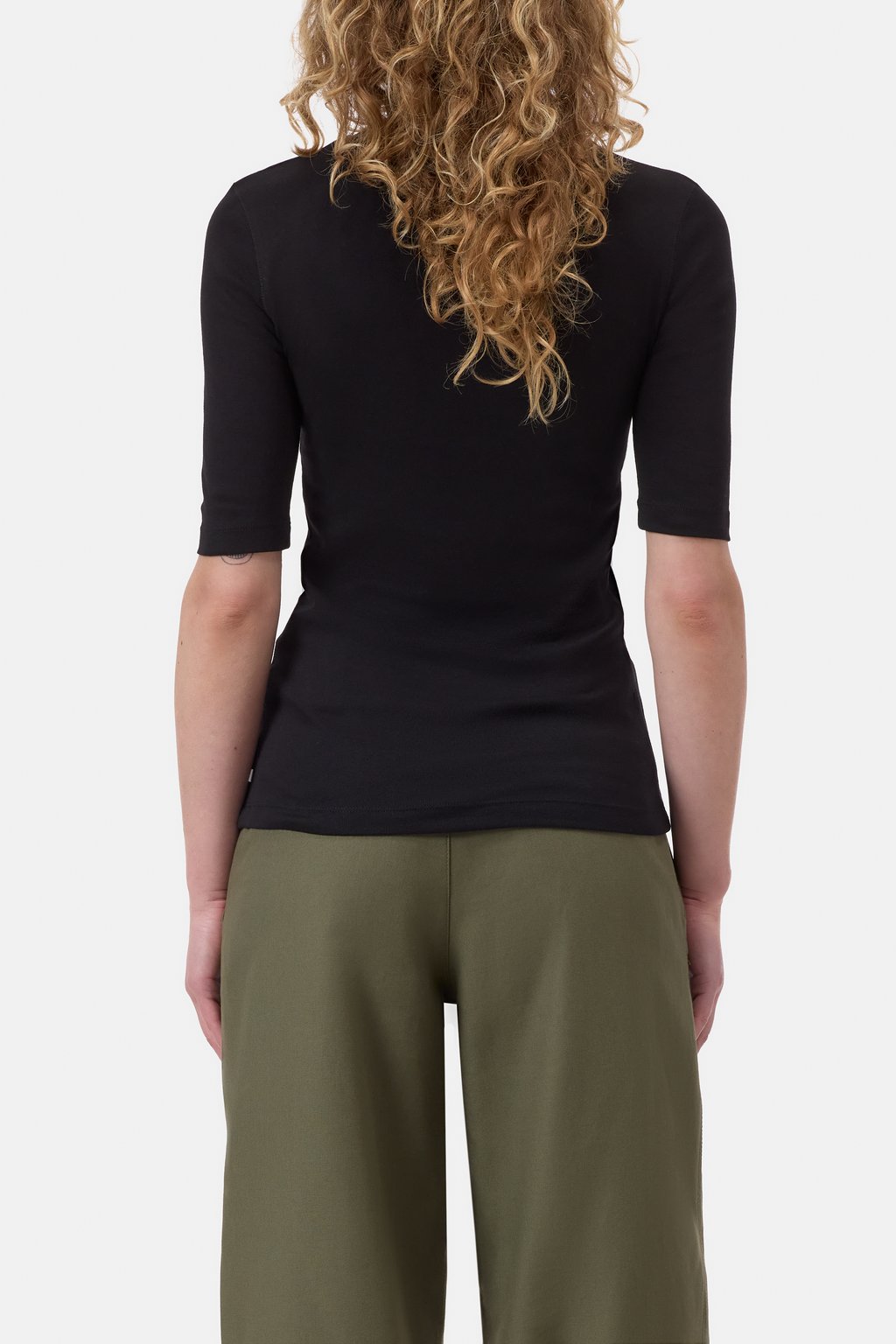 CLOSED T-shirt col rond noir, détail