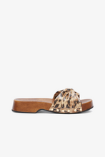 Charger l'image dans la galerie, GANNI The Fairy Clog Glossy Printed
