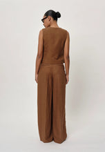 Charger l&#39;image dans la galerie, BIRGITTE HERSKIND Pantalon Lotus Caramel

