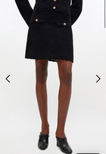 Charger l'image dans la galerie, GANNI Mini Jupe en Crochet Noire
