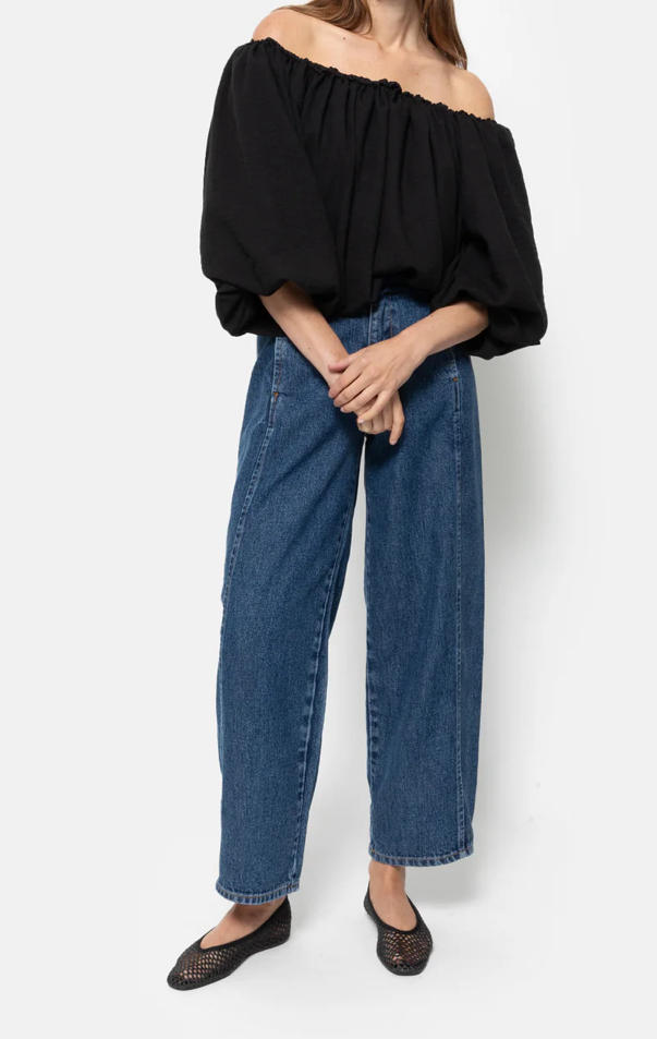 AME Haut Noir épaules dénudées