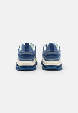 Charger l&#39;image dans la galerie, IRO Baskets Wave Blue

