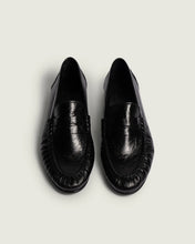 Charger l'image dans la galerie, POSA Penny Loafer Wrinkle - Cuir Brillant Noir
