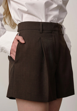 Charger l'image dans la galerie, BIRGITTE HERSKIND Runi Shorts
