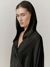 Charger l'image dans la galerie, BIRGITTE HERSKIND Sisi Silk Hooded Blouse - Black
