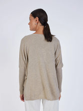 Charger l&#39;image dans la galerie, Pull Poncho Cachemire Terre Col V Faustine NOT SHY
