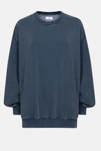 Charger l&#39;image dans la galerie, AME Ulla Oversized Sweatshirt | Vintage Navy
