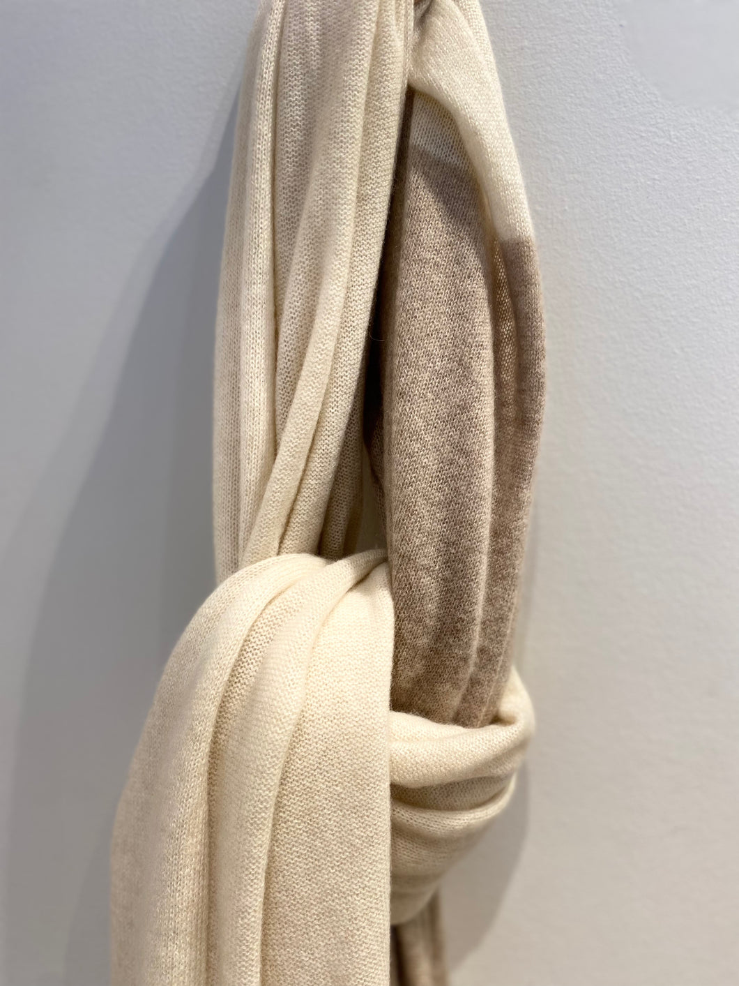 WHITE+WARREN Echarpe Cachemire Bicolore Taupe Naturel