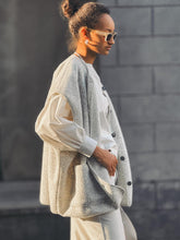 Charger l'image dans la galerie, Veste Oversize en Laine Gris Chiné Clair
