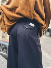 Charger l'image dans la galerie, Nine in The Morning Pantalon Marine
