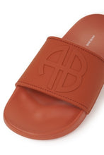 Charger l'image dans la galerie, ANINE BING Isla Slides - Red Terracotta worn
