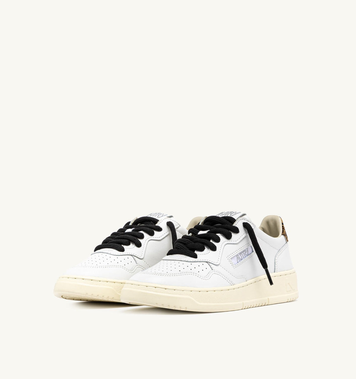 AUTRY Medalist Low White Leopard - side
