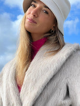 Charger l&#39;image dans la galerie, Chapeau en laine Ecru MaxMara
